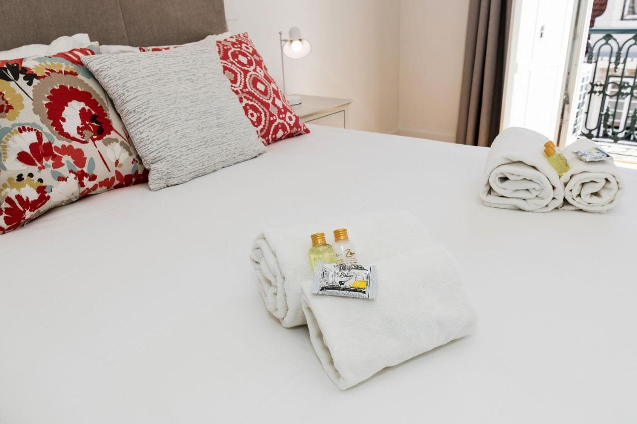 Amazing 1Bdr Apartment In Chiado By Lovelystay Lisboa Eksteriør billede